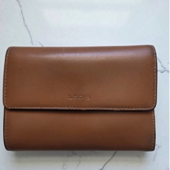 Lodis Handbags - Lodis Tan Leather Medium Tri-fold Wallet Card Holder Pocket Book Everyday Travel